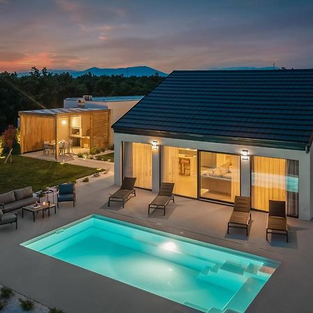Bandelli Villas Oklaj Exteriör bild